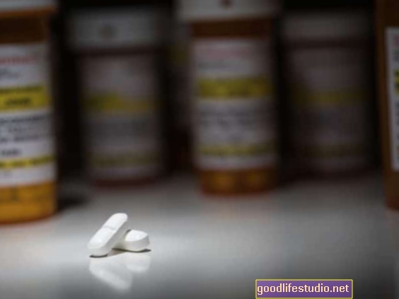 Антидепресантното трио може да успокои облекчаването на болката от опиоида Трамадол