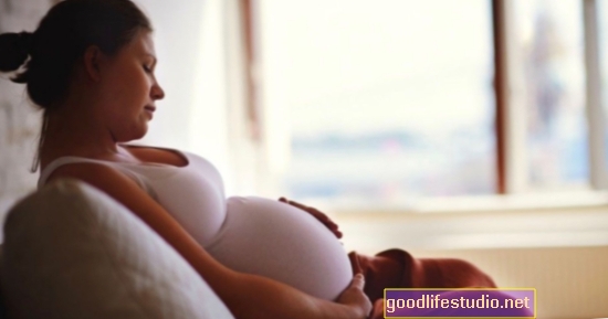 Penggunaan Antidepresan Semasa Kehamilan Meningkatkan Risiko untuk Keturunan tetapi Keturunan Juga Terlibat