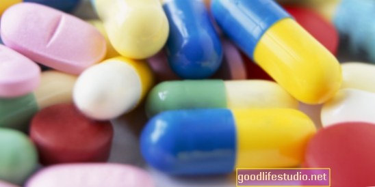 Antidepresantai kelia riziką, naudą nėščioms moterims