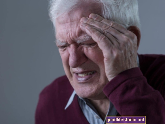 Antidepressivi legati al rischio di lesioni alla testa nei pazienti di Alzheimer