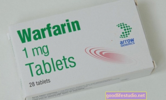 Zdravilo za redčenje krvi, varfarin, lahko poveča tveganje za demenco
