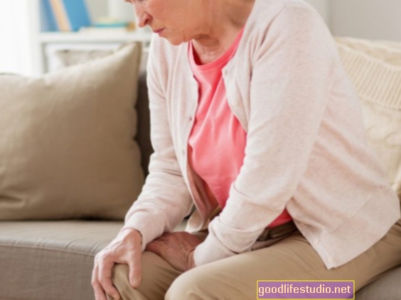 Il dolore al ginocchio da osteoartrite può portare a sintomi di depressione?