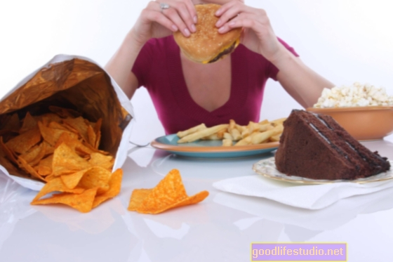 CBT kann Binge Eaters beim Abnehmen helfen