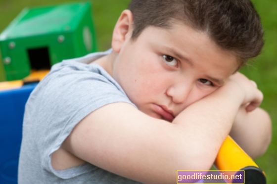Otroška debelost, povezana z večjim tveganjem za tesnobo, depresijo in prezgodnjo smrt