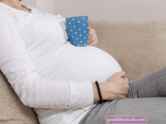 Kaffeekonsum in der Schwangerschaft ist mit einem höheren Risiko für Fettleibigkeit bei Kindern verbunden