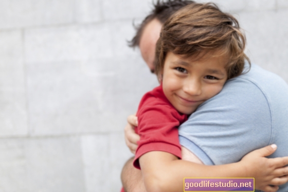 L'amour de papa aide à développer la personnalité de l'enfant