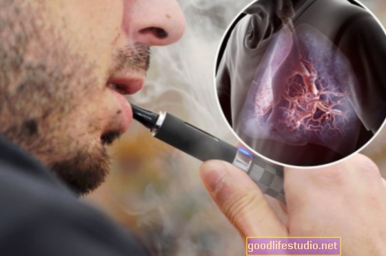 ई-सिग्स मई तम्बाकू धूम्रपान से नुकसान कम कर सकते हैं, सार्वजनिक स्वास्थ्य में सुधार कर सकते हैं
