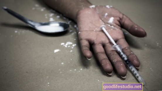 ‘Epidemi’ Overdosis Painkiller Membunuh Lebih Banyak Daripada Heroin, Kokain