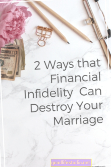 Finansinė neištikimybė gali mokėti santykius