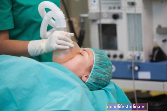 Celková anestézie během porodu může být rizikovým faktorem deprese