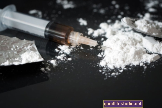 Sert Uyuşturucular Orta Yaşlılar İçin Daha Riskli