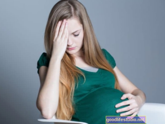 Cortisol maternel élevé pendant la grossesse lié aux symptômes de l'humeur chez les filles