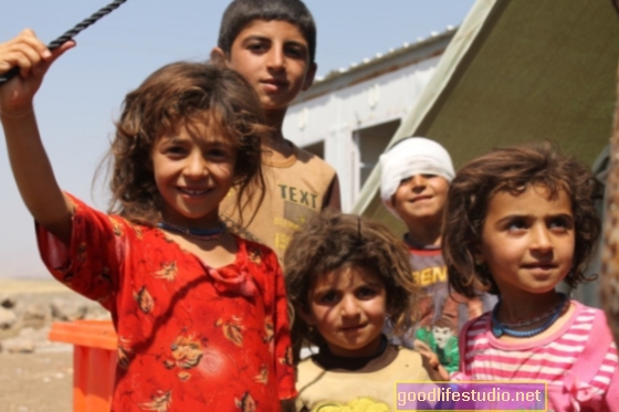 Copiii refugiaților cu PTSD cu risc mai mare de probleme psihiatrice