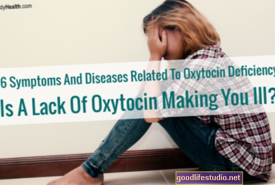 Žemas oksitocino lygis, susijęs su blogais socialiniais įgūdžiais