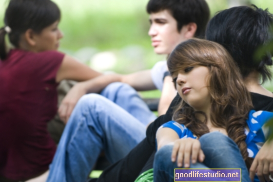 Paljud teismelised suhtlevad suhtlusvõrgustiku riskides