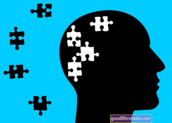 Các vấn đề về sức khỏe tâm thần làm phức tạp thêm việc chăm sóc người bệnh Alzheimer