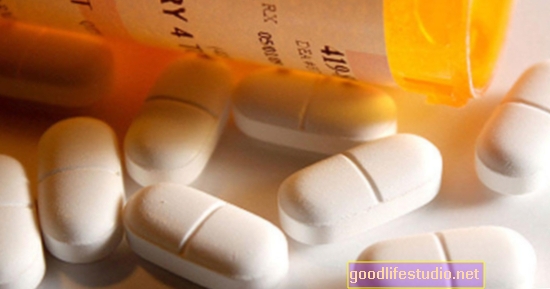 Більше наркотичних знеболюючих препаратів не покращує контроль болю