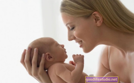Le nuove mamme sperimentano più sintomi ossessivo-compulsivi