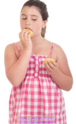 Mozky obézních dospívajících neobvykle citlivé na reklamy na potraviny