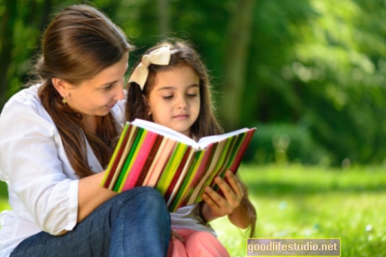 Eltern-Baby-Interaktion während des Lesens kann der Schlüssel zur Sprachentwicklung sein