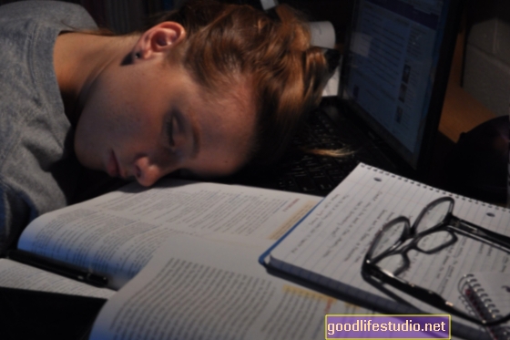 عادات النوم السيئة يمكن أن تؤثر على صحة المراهقين على المدى الطويل