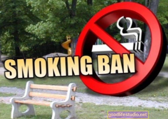 धूम्रपान पर प्रतिबंध लगाने के क्षण में 'छोड़ने की गति
