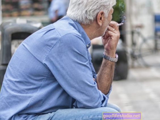 Пушење може бити повезано са већим ризиком од деменције