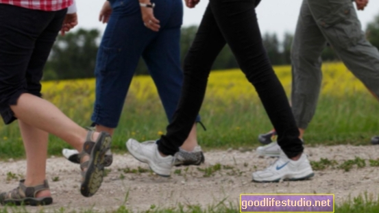 Nghiên cứu: Người đi bộ nhanh có xu hướng sống lâu hơn