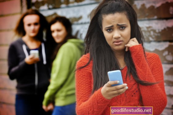 Jugendliche neigen dazu zu denken, dass Cyber-Mobbing „mir nicht passiert“
