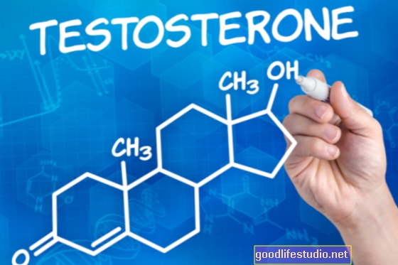 Тестостеронова терапія може знизити ризик серцевого нападу у літніх чоловіків із низьким рівнем Т, серцевих захворювань
