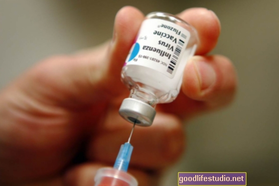 الشك في اللقاح المرتبط بالإيمان بنظريات المؤامرة