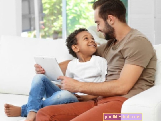 Веб тренинг за родитеље може смањити ометајуће понашање деце пре-К