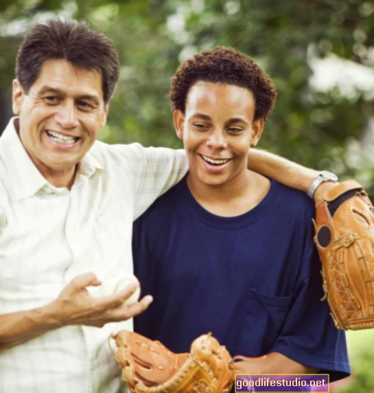 Când mentorii adulți apreciază adolescenții, poate reduce fracțiunea