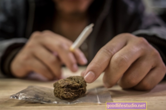 Psychose des jeunes adultes associée à la consommation de marijuana