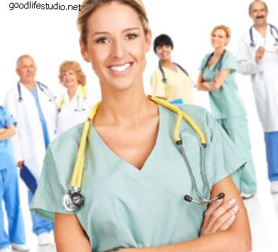 Пациенты описывают отношение своих врачей к позвоночнику, офисов и медицинских работников