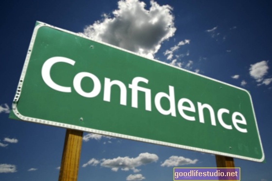 5 तरीके नकली आत्मविश्वास प्रामाणिक खुशी की ओर जाता है