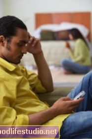 7 viisi, kuidas nutitelefonid võivad teie suhet kahjustada