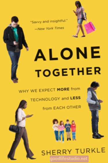 Solos, juntos: por qué es distanciamiento físico, no distanciamiento social
