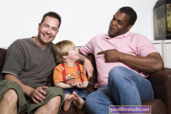 Hijos de padres homosexuales