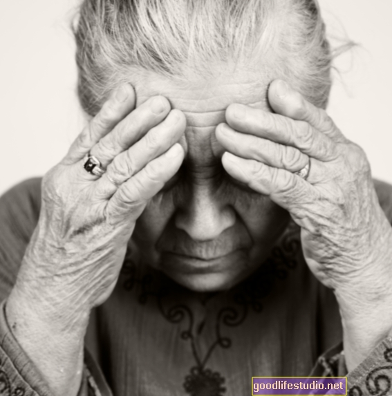 Depression & Senioren: 5 Möglichkeiten, wie Sie helfen können