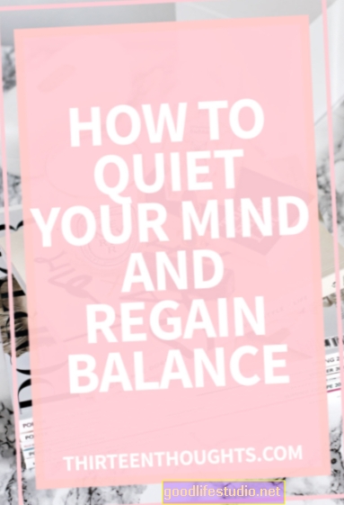 अपने दिमाग को शांत कैसे करें और अधिक बंद हो जाओ