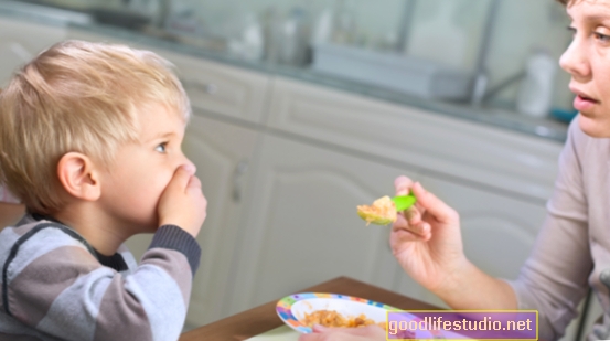 «Ma fille ne mangera pas!» 3 conseils si votre adolescent a du mal à manger avec des troubles alimentaires